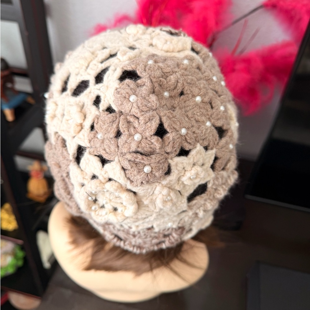 Elegant Beige Wool Crochet Beanie - Picture 6 of 11